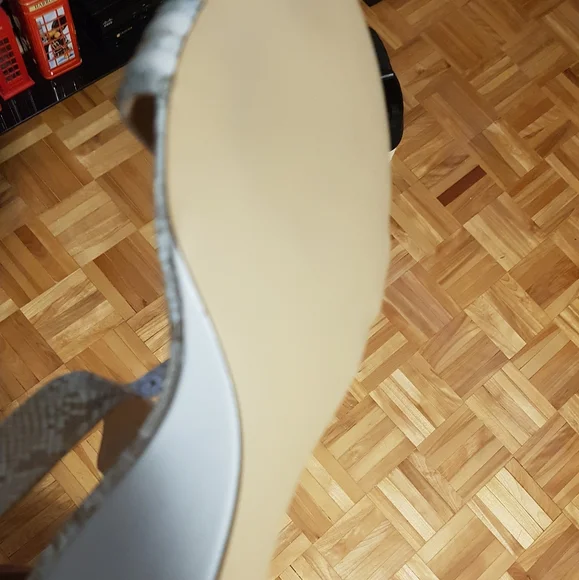 Open -Toe Wedge - Picture 3 of 5